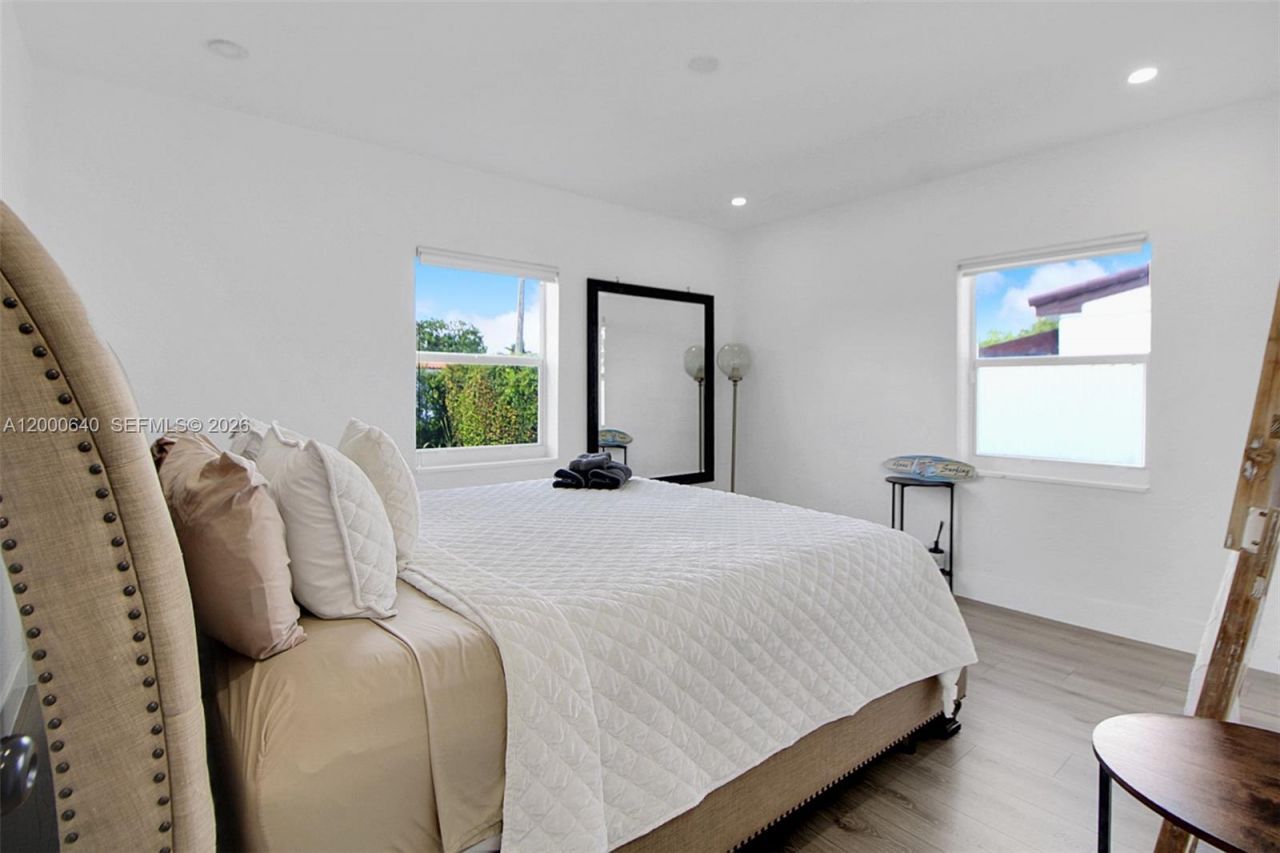 18361 NE 20th Pl, Unit 18361, North Miami Beach, FL 33179 Photo