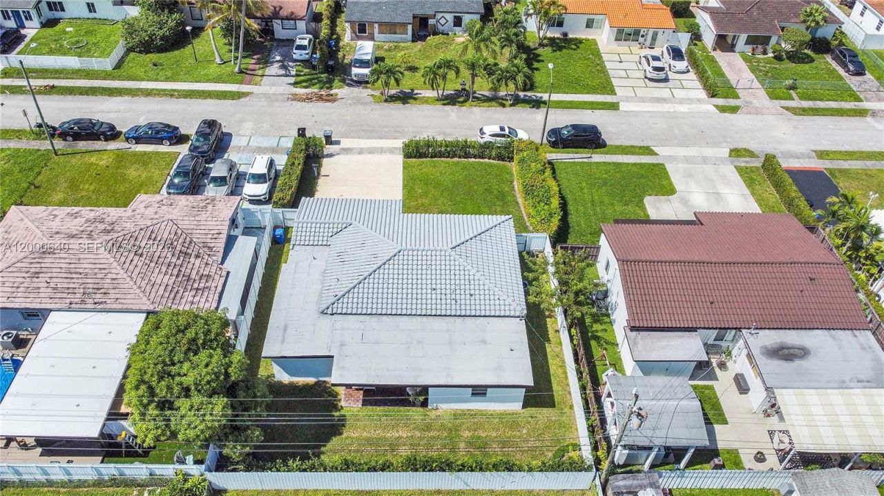 18361 NE 20th Pl, Unit 18361, North Miami Beach, FL 33179 Photo