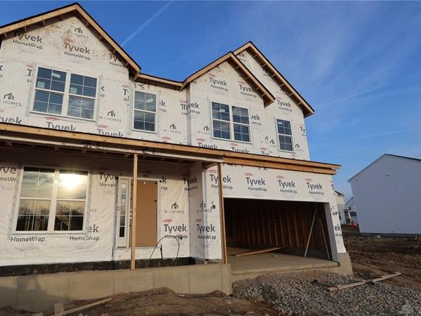 401 Crossing Lane, Unit 8356, Miami Township, OH 45449