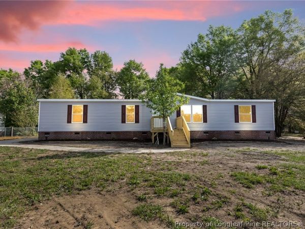 1917 John Hall Road , Fayetteville, NC 28312