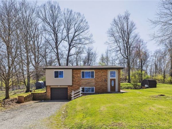 3324 Cassius St, Pittsburgh, PA 15235