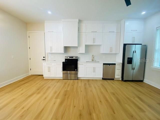 135 48th Avenue N, Unit B, Saint Petersburg, FL 33703 Photo