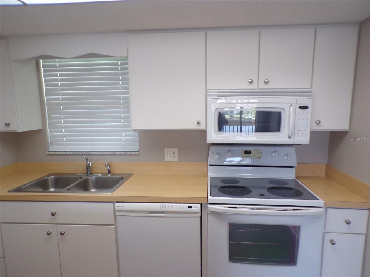 1080 Bal Harbor Boulevard, Unit 4D, Punta Gorda, FL 33950 Photo