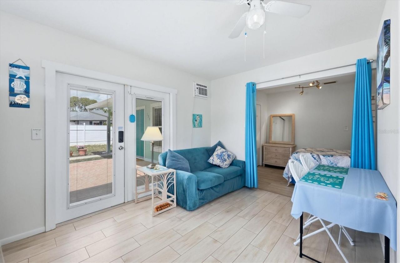 723 S Brink Avenue, Sarasota, FL 34237 Photo