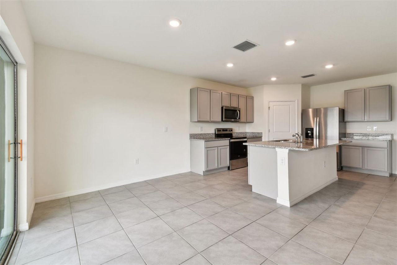 33405 Hamilton Hill Lane, Wesley Chapel, FL 33545 Photo