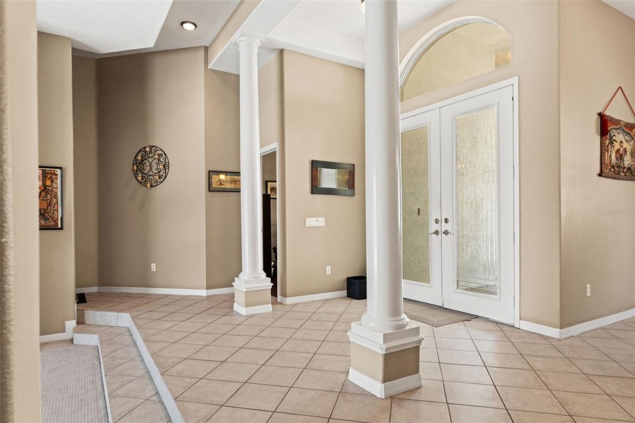 17905 Arbor Greene Drive, Tampa, FL 33647 Photo