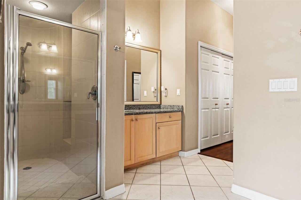 17905 Arbor Greene Drive, Tampa, FL 33647 Photo