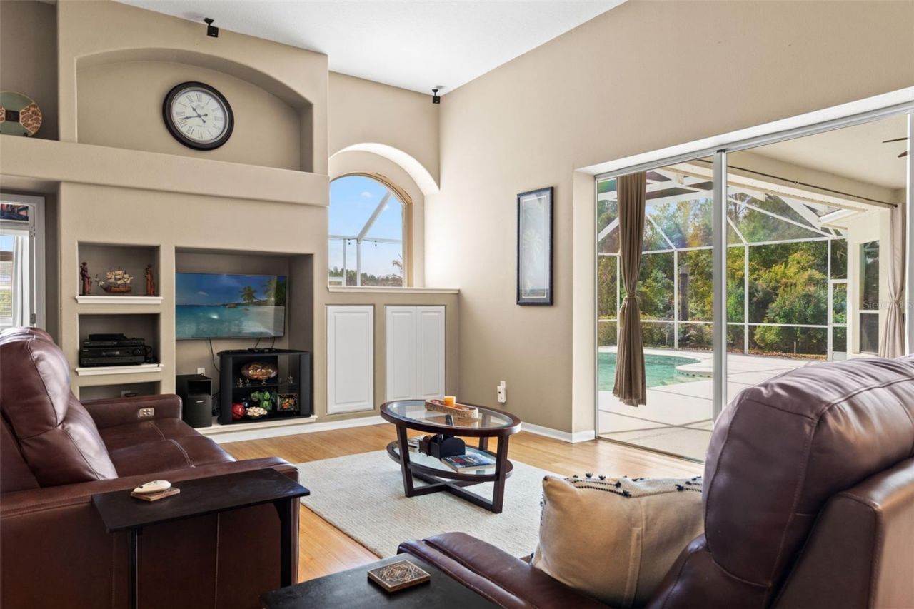 17905 Arbor Greene Drive, Tampa, FL 33647 Photo