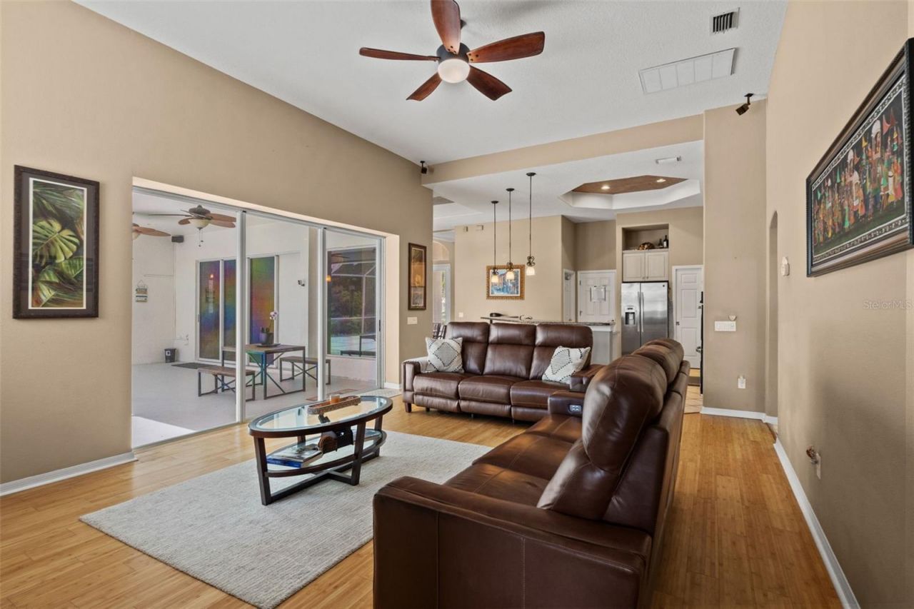 17905 Arbor Greene Drive, Tampa, FL 33647 Photo