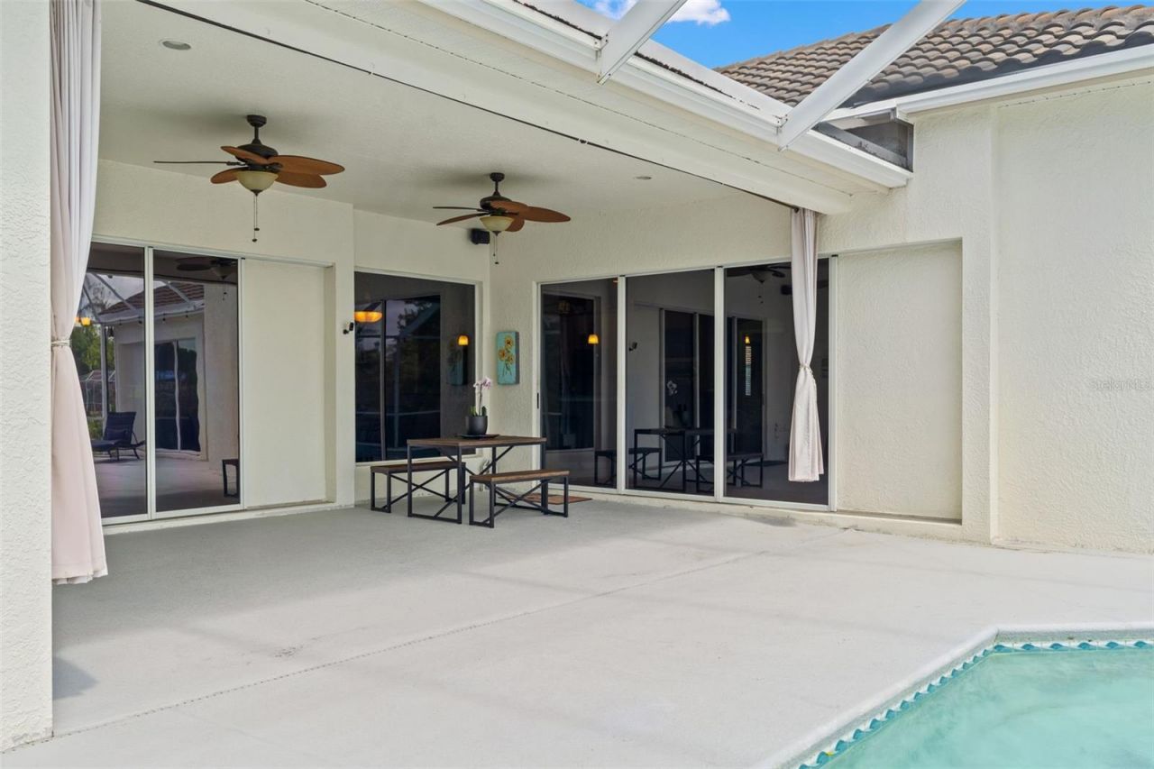 17905 Arbor Greene Drive, Tampa, FL 33647 Photo
