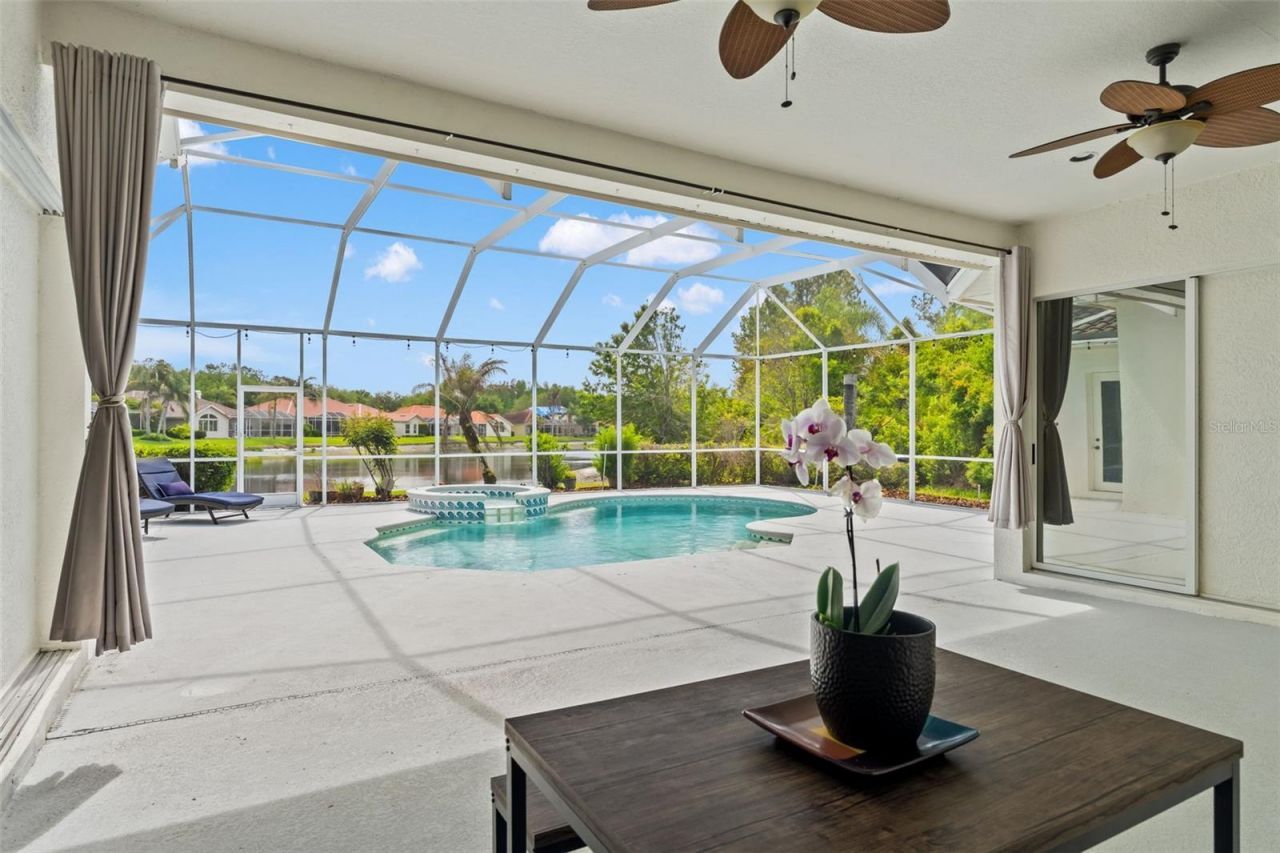 17905 Arbor Greene Drive, Tampa, FL 33647 Photo