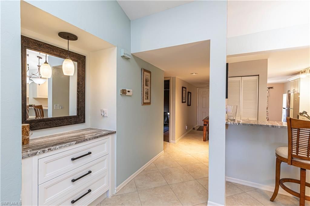 4410 Chantelle Dr, Unit H-205, Naples, FL 34112 Photo