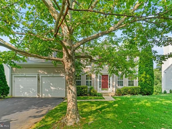 17538 FALLS PLACE, ROUND HILL, VA 20141