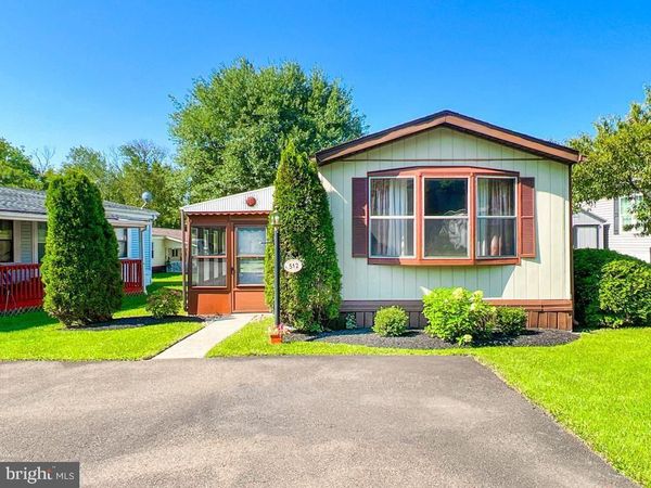 512 WILLOW LANE , NORTH WALES, PA 19454