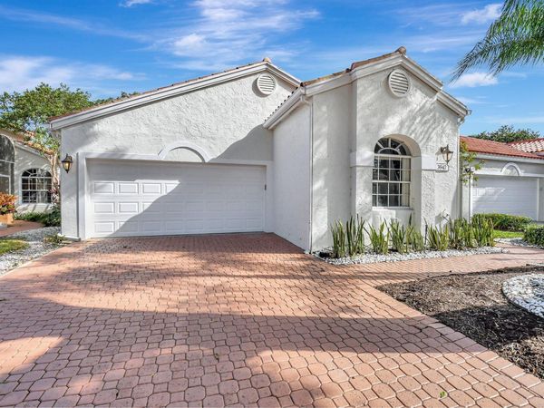 3947 Redondo Way, Boca Raton, FL 33487