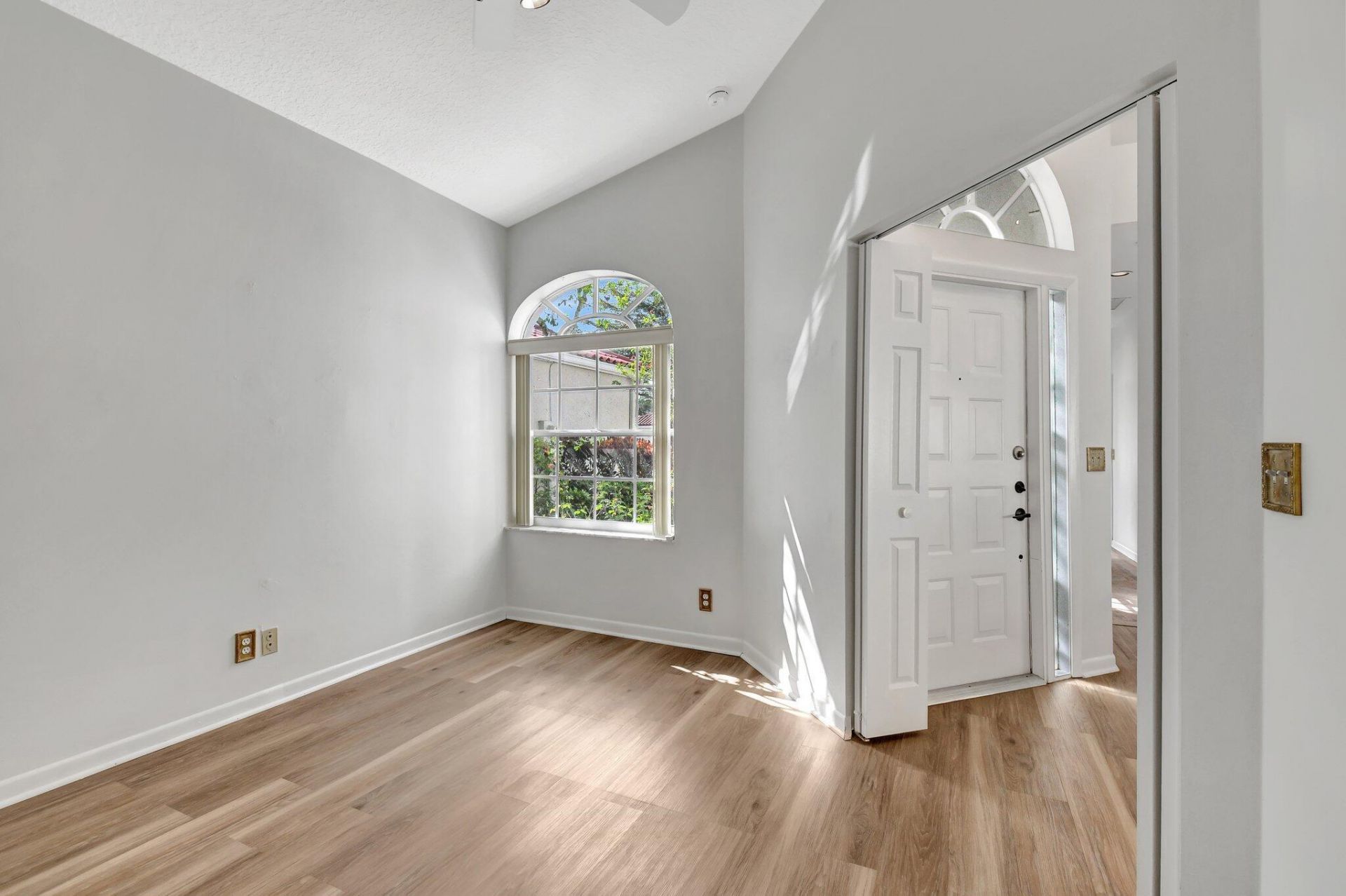 3947 Redondo Way, Boca Raton, FL 33487 Photo