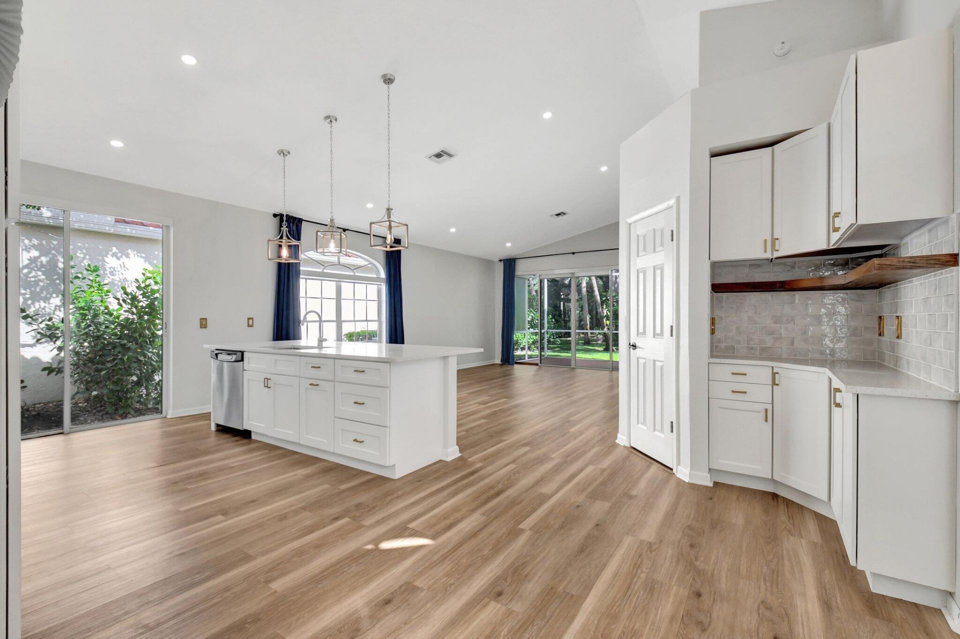 3947 Redondo Way, Boca Raton, FL 33487 Photo