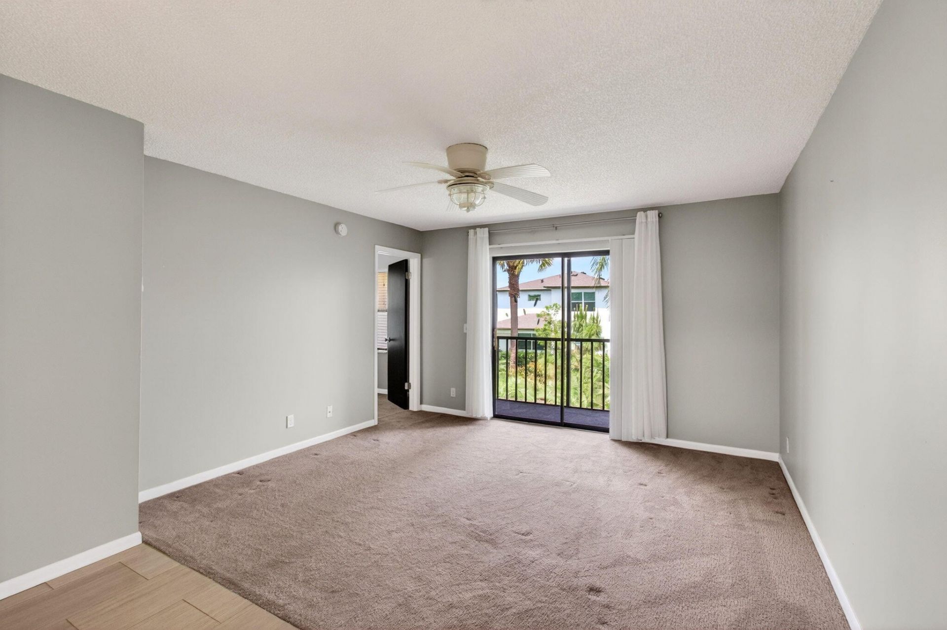 7245 Golf Colony Court, Unit 205, Lake Worth, FL 33467 Photo