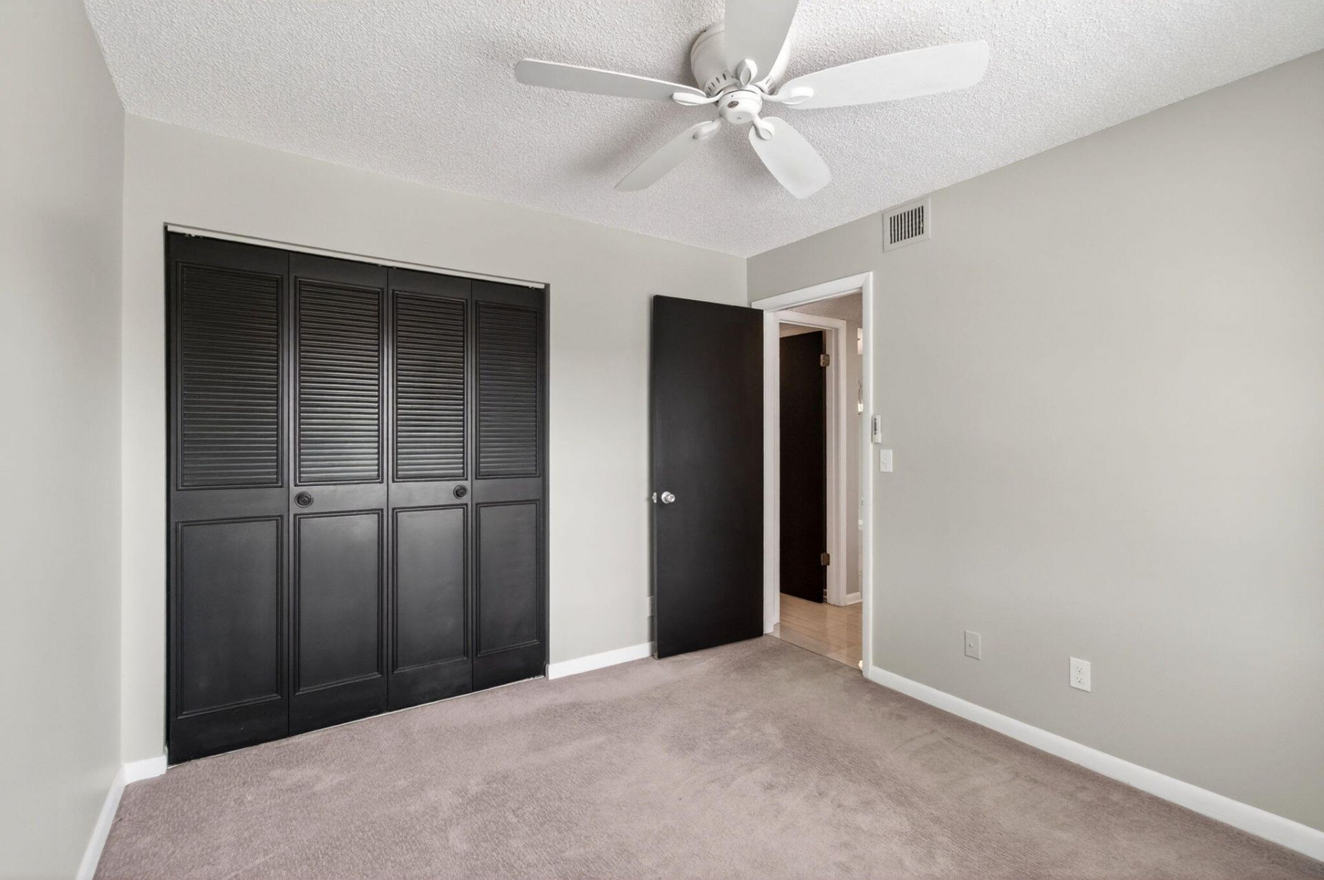 7245 Golf Colony Court, Unit 205, Lake Worth, FL 33467 Photo