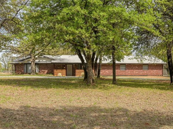 1172 Woodcrest Drive, Harrah, OK 73045