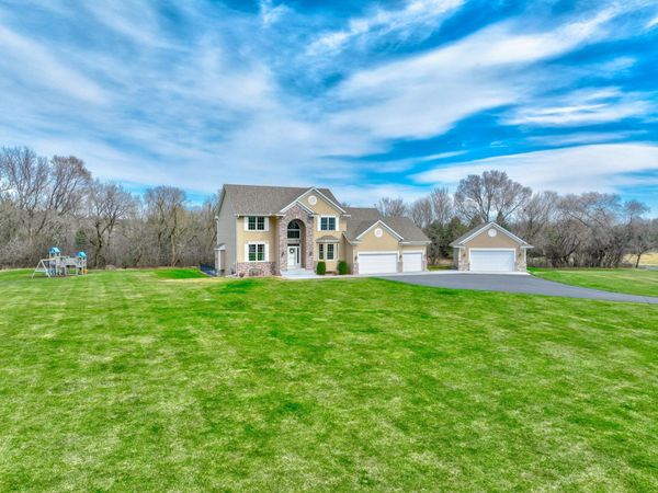 1480 Oryan Trail N, Stillwater, MN 55082