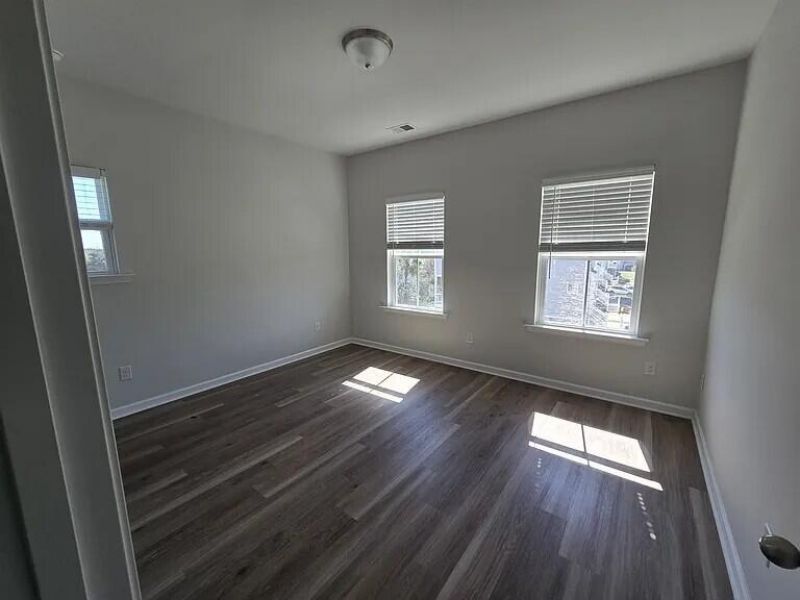 550 Mclernon Trace Photo 8