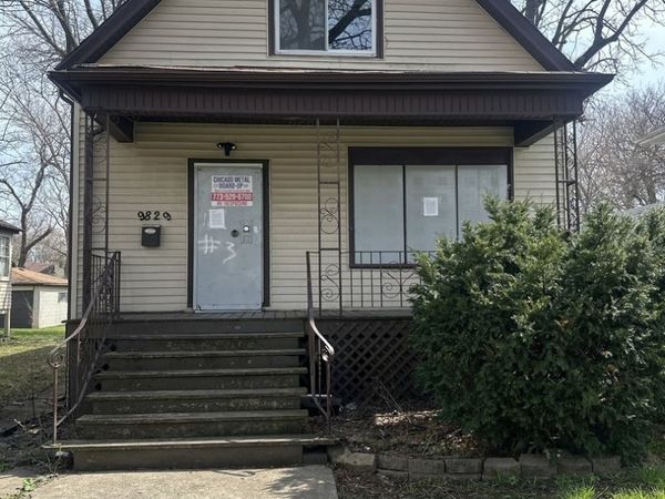 9829 S Charles Street , Chicago, IL 60643