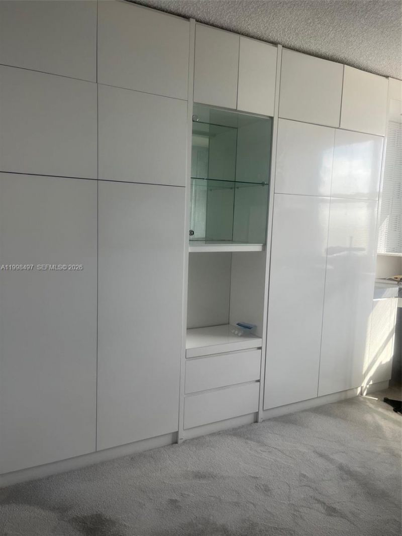 300 Bayview Dr, Unit 516, Sunny Isles Beach, FL 33160 Photo