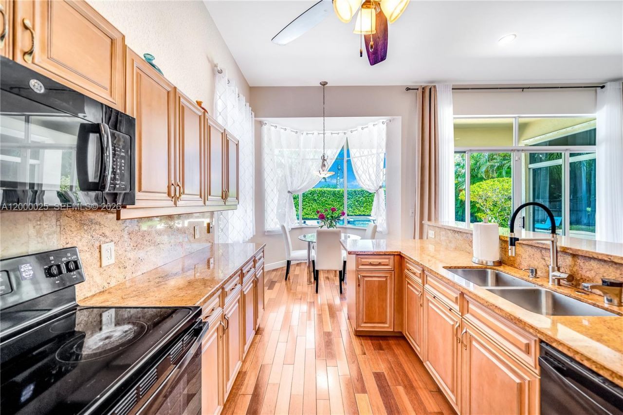 1241 S 13th Ave, Unit 1241, Hollywood, FL 33019 Photo