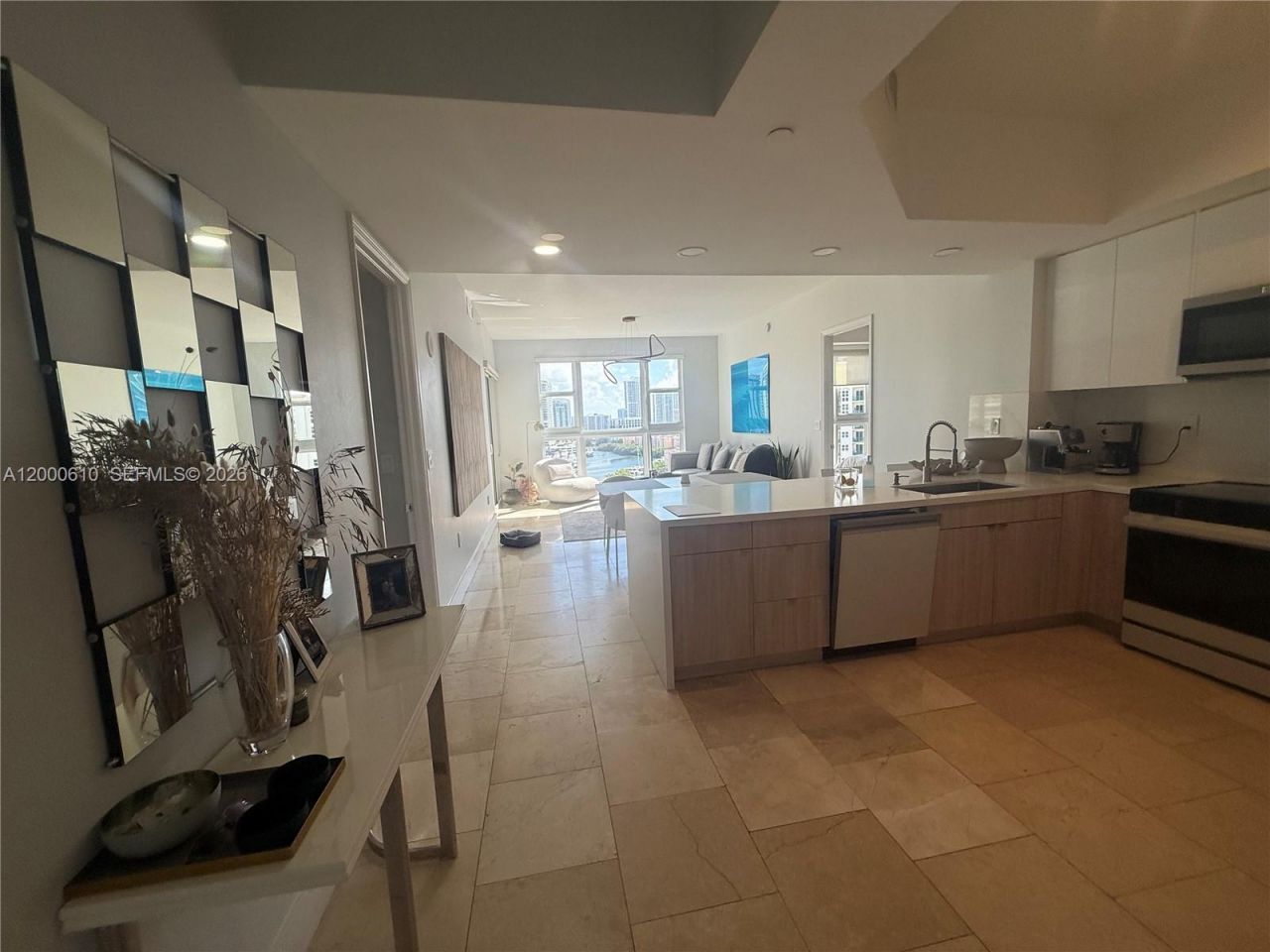 20000 E Country Club Dr, Unit PH09, Aventura, FL 33180 Photo