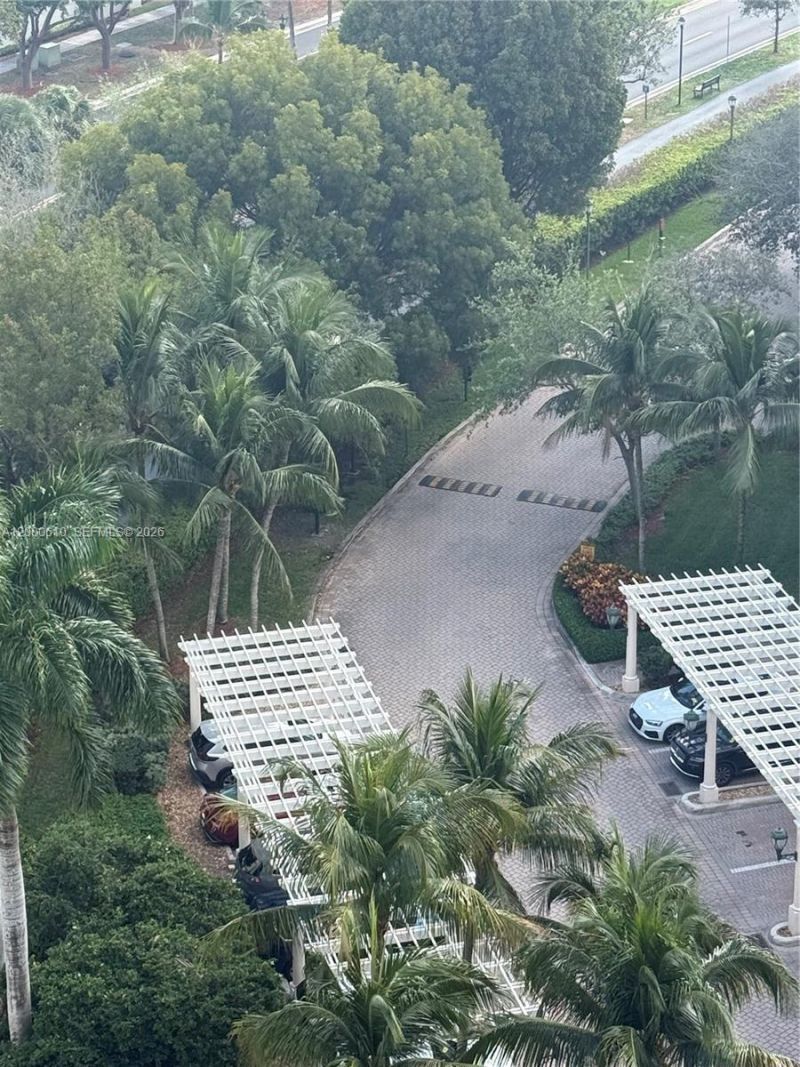 20000 E Country Club Dr, Unit PH09, Aventura, FL 33180 Photo