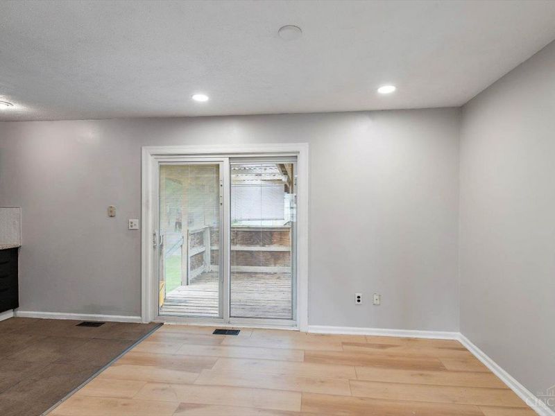 9925 Grasscreek Court, Cincinnati, OH 45231 Photo 10