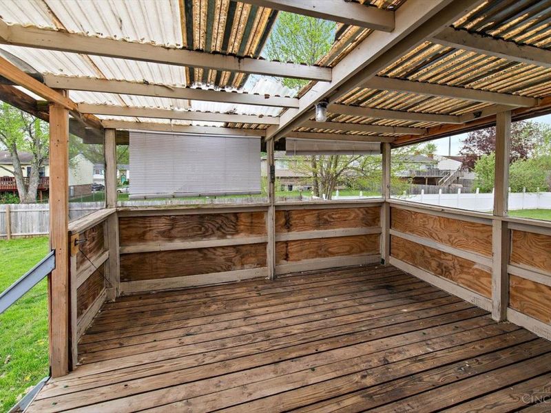 9925 Grasscreek Court, Cincinnati, OH 45231 Photo 32