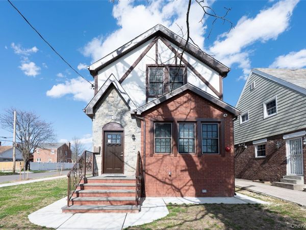 112-03 178th Street , Addisleigh Park, NY 11433