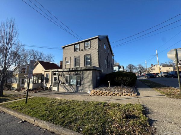 34 Hoffman Street , Poughkeepsie, NY 12601