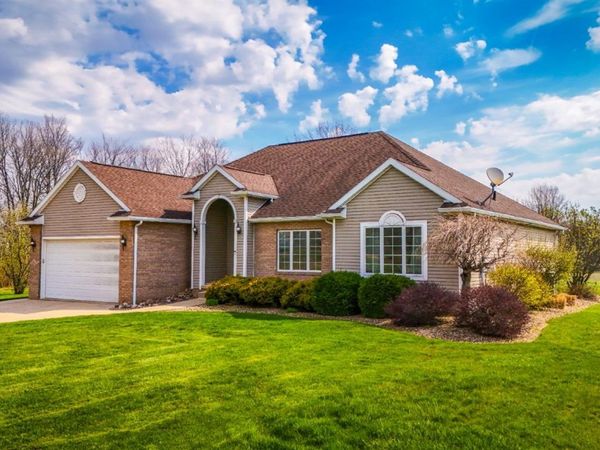 3408 Liberty Road, Willard, OH 44890