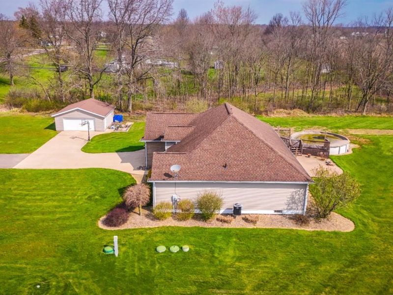 3408 Liberty Road, Willard, OH 44890 Photo 4