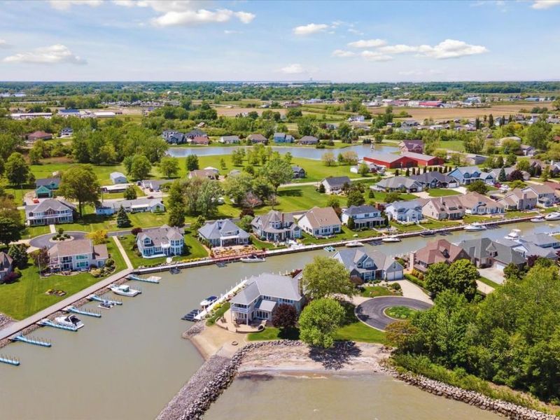 2170 Dorchester Drive, Marblehead, OH 43440 Photo 77