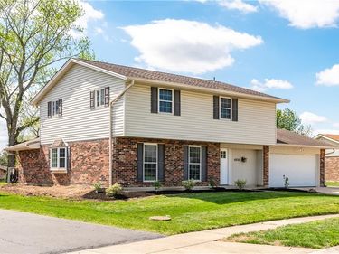 6850 Locustview Drive, Huber Heights, OH 45424