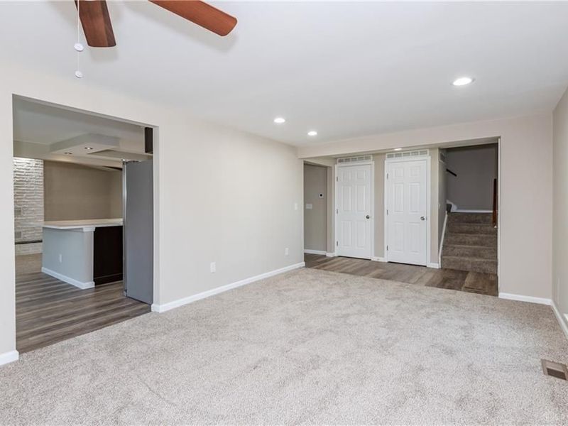 6850 Locustview Drive, Huber Heights, OH 45424 Photo 10