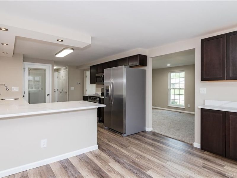 6850 Locustview Drive, Huber Heights, OH 45424 Photo 19