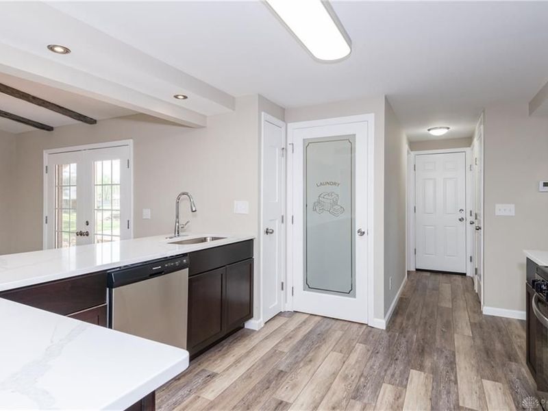 6850 Locustview Drive, Huber Heights, OH 45424 Photo 20