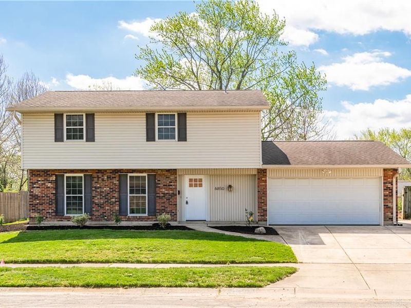 6850 Locustview Drive, Huber Heights, OH 45424 Photo 3