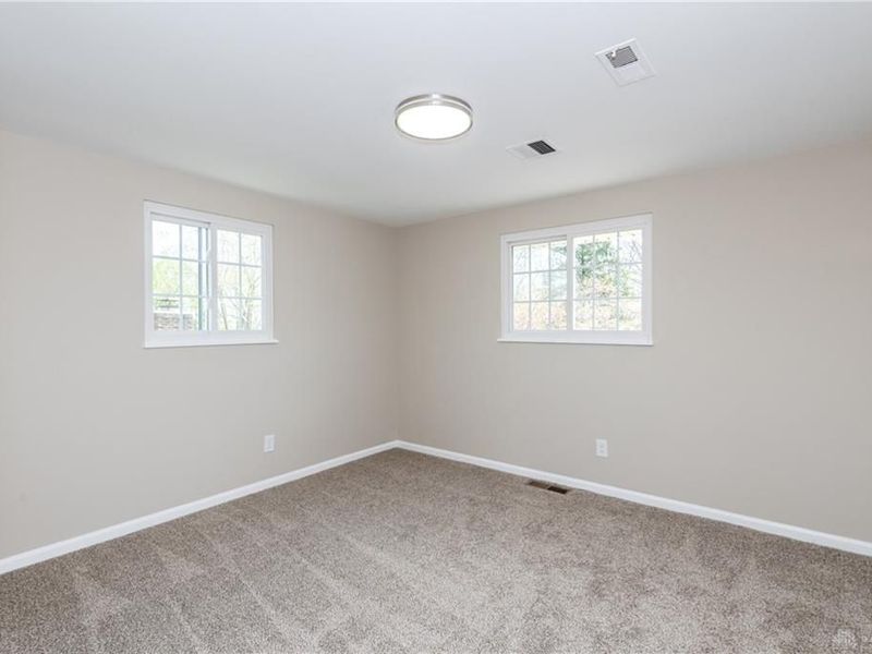 6850 Locustview Drive, Huber Heights, OH 45424 Photo 36