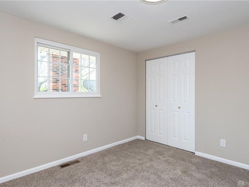 6850 Locustview Drive, Huber Heights, OH 45424 Photo 37