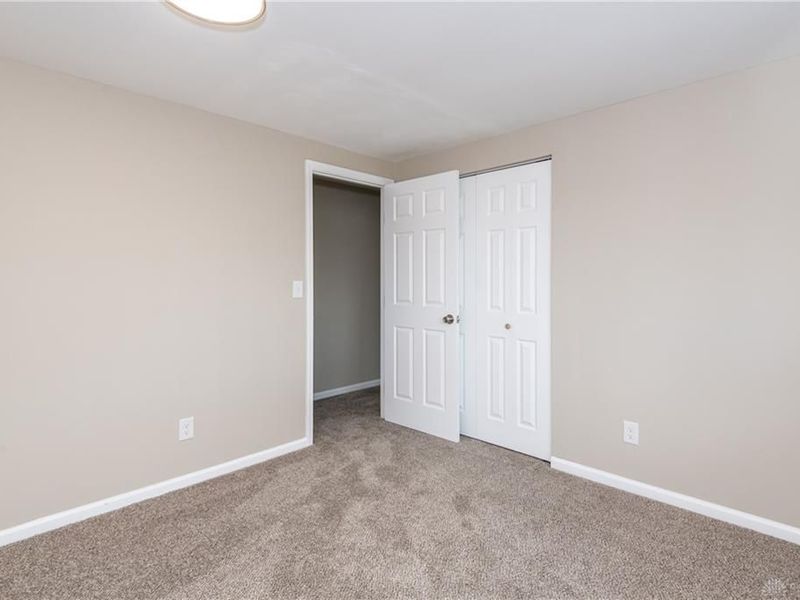 6850 Locustview Drive, Huber Heights, OH 45424 Photo 41