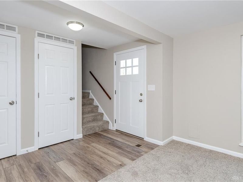 6850 Locustview Drive, Huber Heights, OH 45424 Photo 6