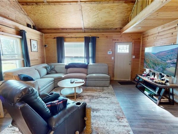 296 N Franklin Road , Mount Airy, NC 27030