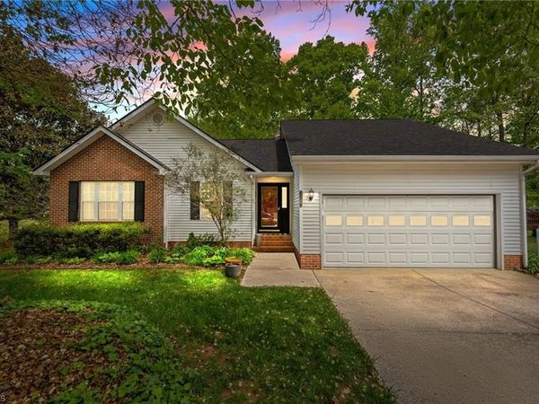 3987 Cherry Tree Drive , Greensboro, NC 27405