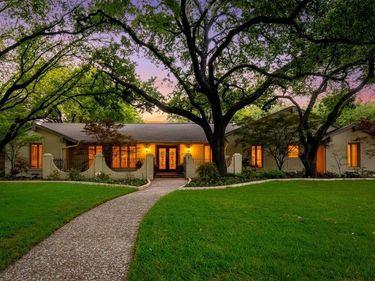 6950 Mossvine Drive, Dallas, TX 75254